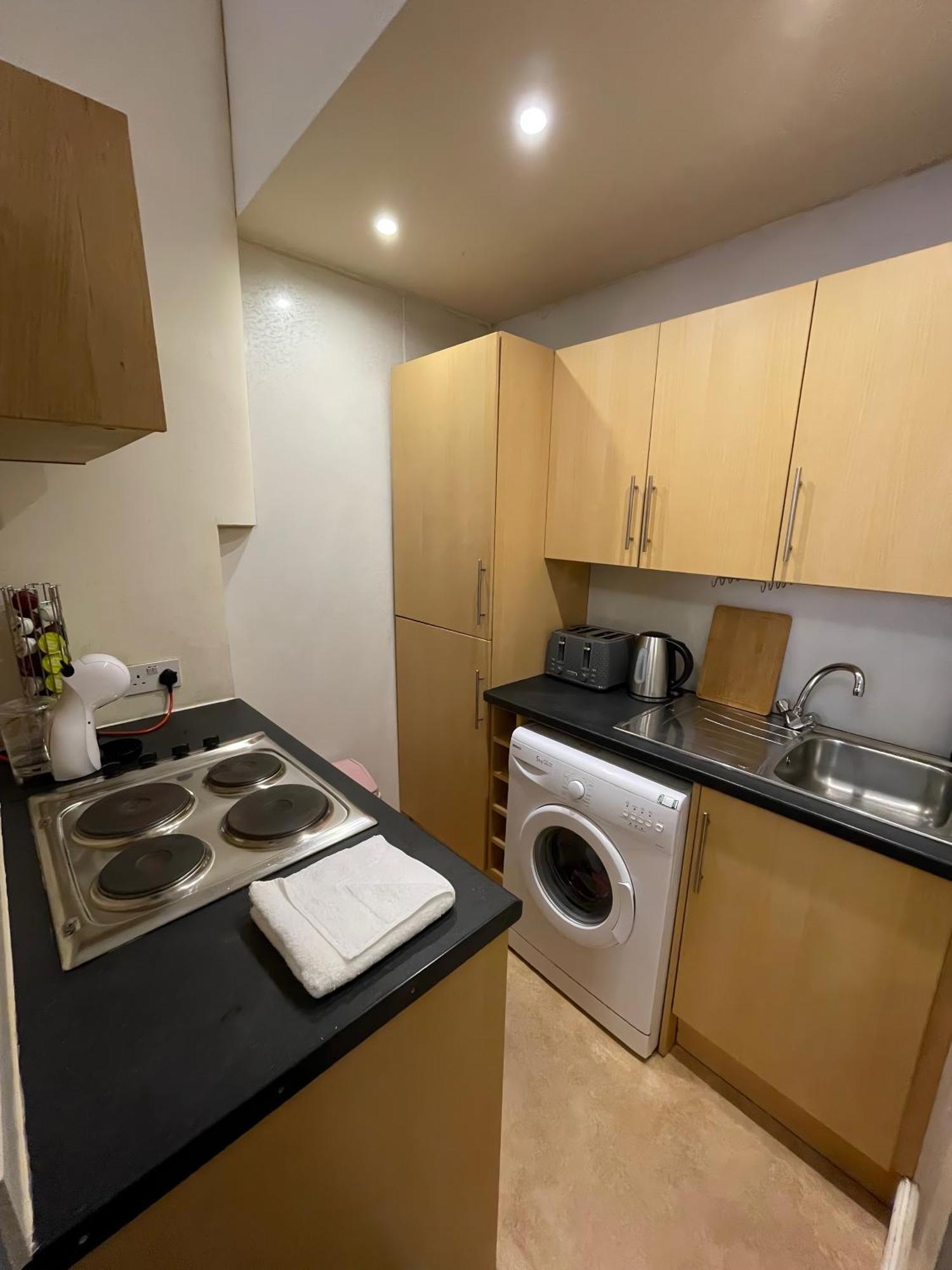 Comfy 2 Bedroom Flat Near Edinburgh City Center Zewnętrze zdjęcie